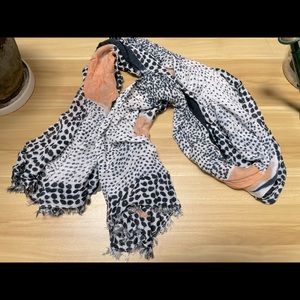 NIC|ZOE scarf